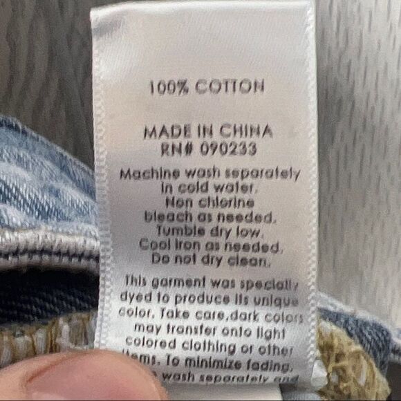 PacSun | Two Tone High Rise Mom Shorts Size 25 - Picture 6 of 6